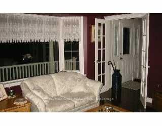 1096 Sunnidale Rd, Springwater, L4M 4S4 | Image 3