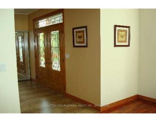 2384 Champlain Rd, Tiny, L9M 1R2 | Image 3