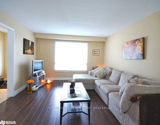 55 Moon Dr, Barrie, L4N 7G8 | Image 2