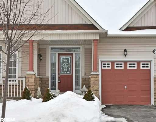 26 Regalia Way, Barrie, L4M 7H7 | Image 3