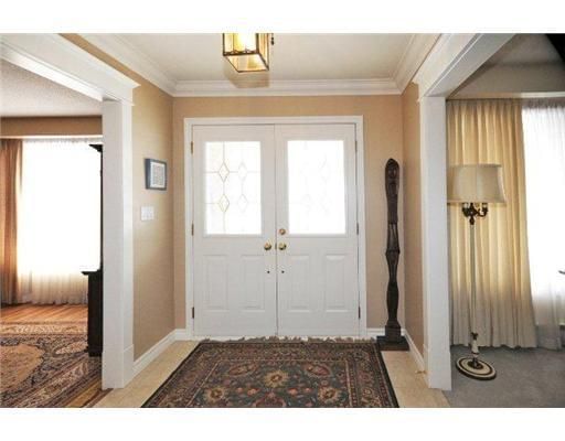 456 Mooney Cres, Orillia, L4V 6R4 | Image 2