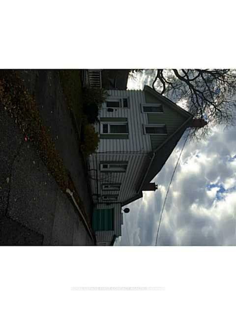 27 Victoria St, Barrie, L4N 2H5 | Image 3