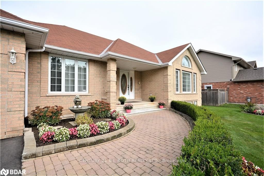Listing Image 3