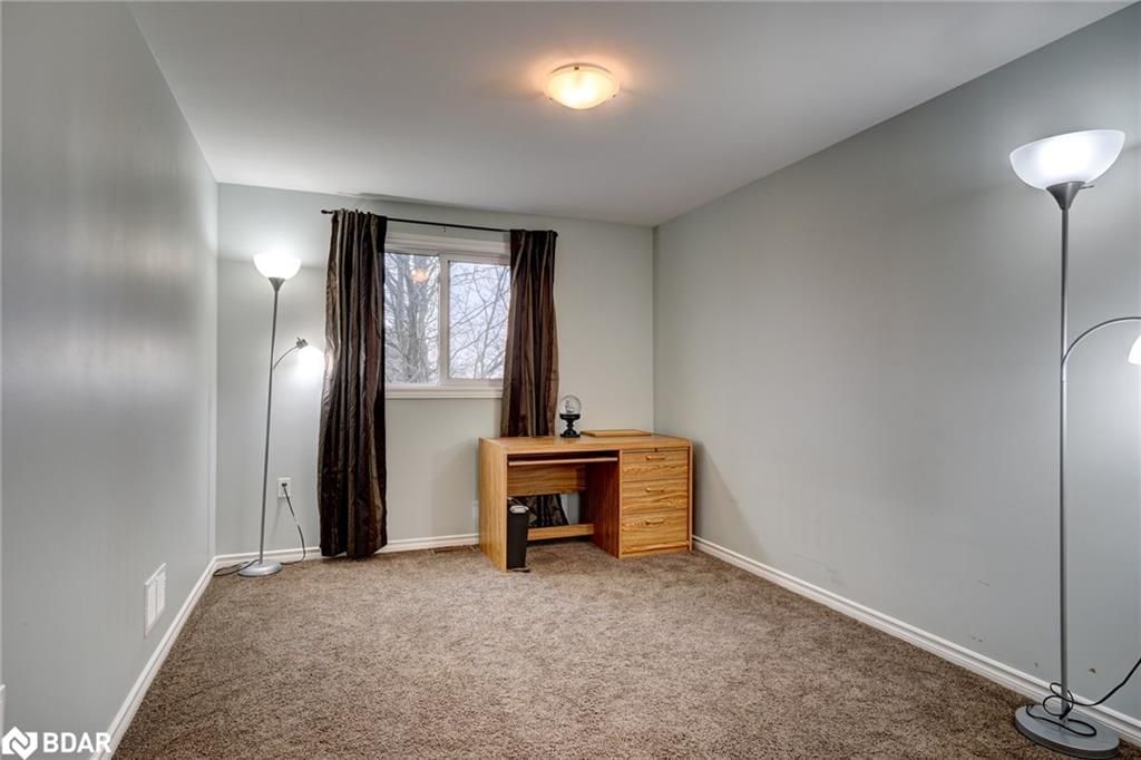 Listing Image 17