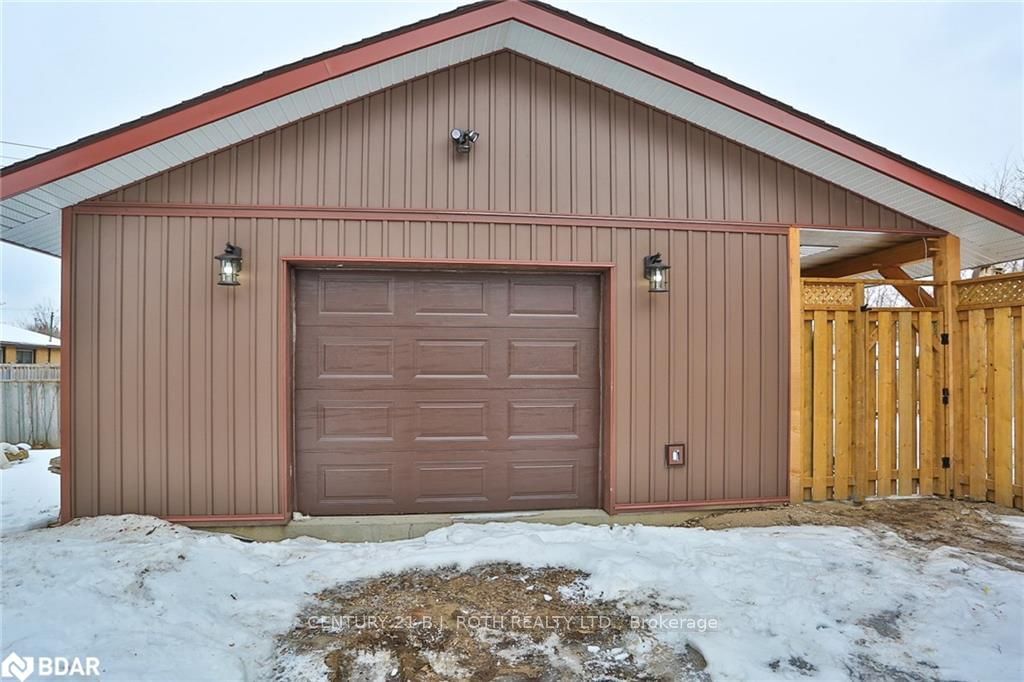 Listing Image 21