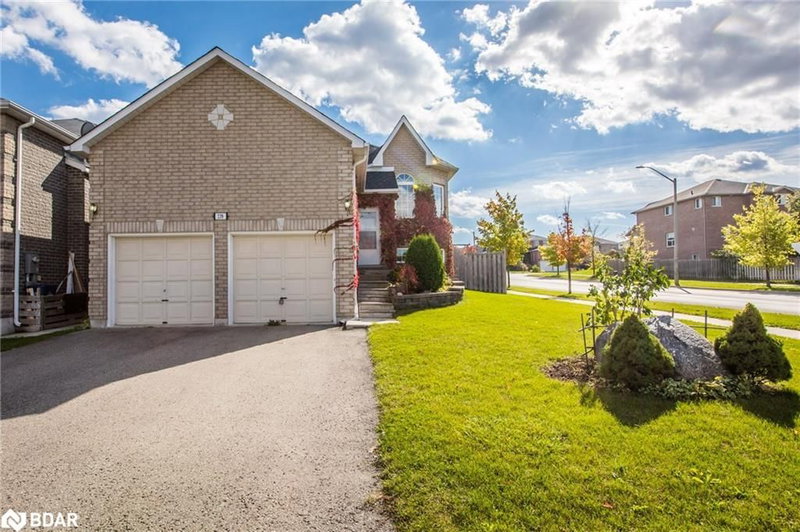 239 Country Lane, Barrie, L4N 0W2 | Image 2