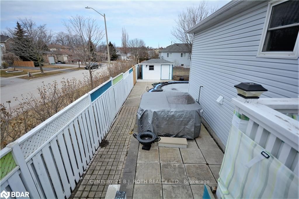 Listing Image 7