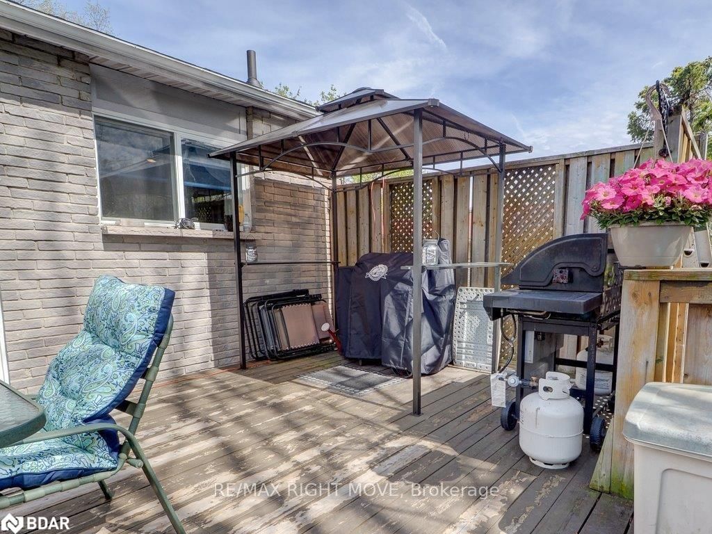 Listing Image 18