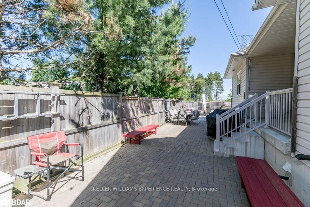 Listing Image 32