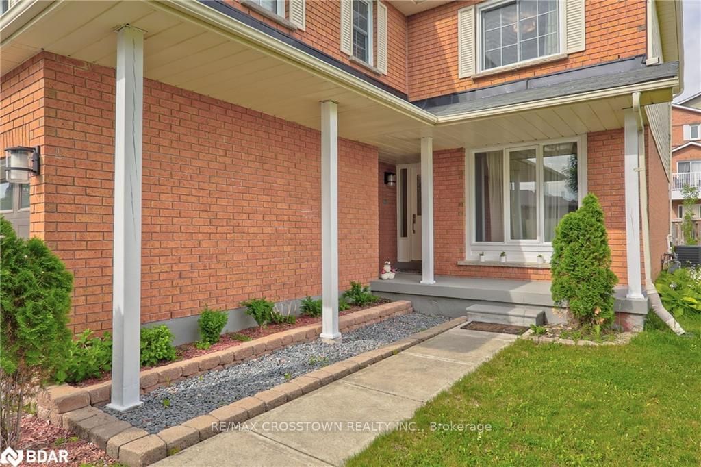 Listing Image 3