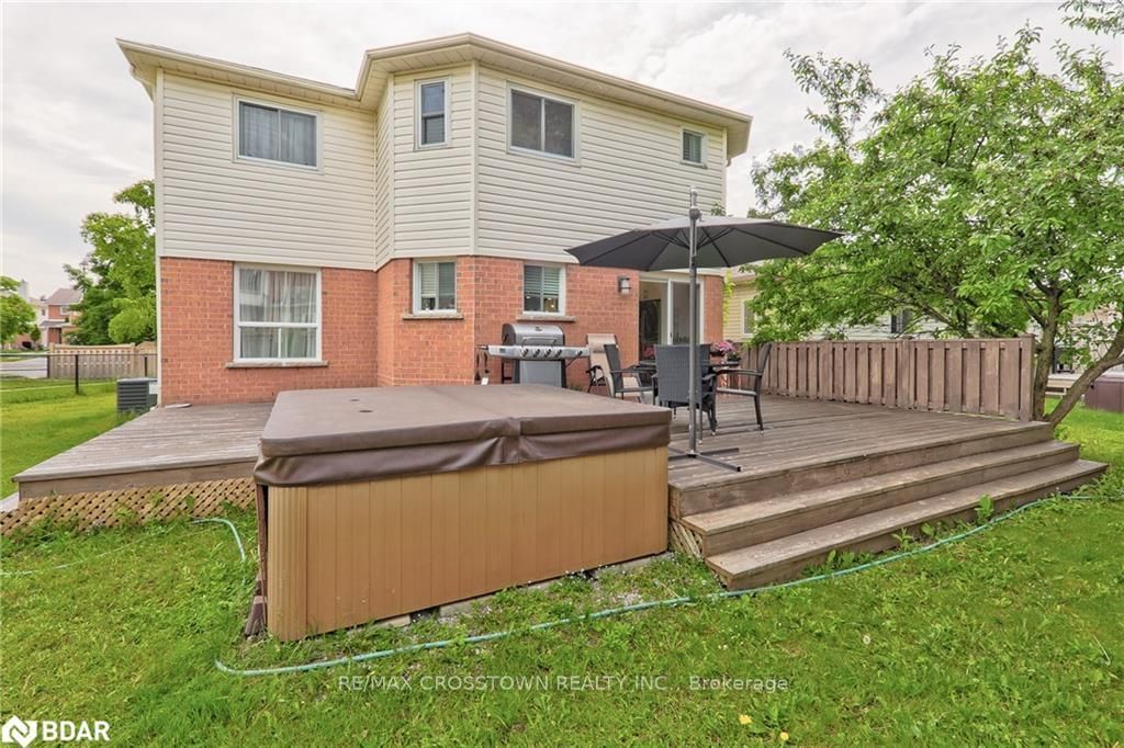 Listing Image 5