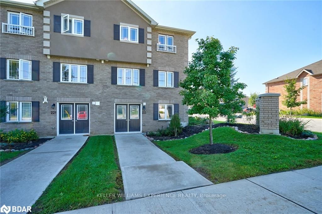 Listing Image 3
