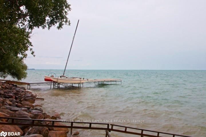 Listing Image 14