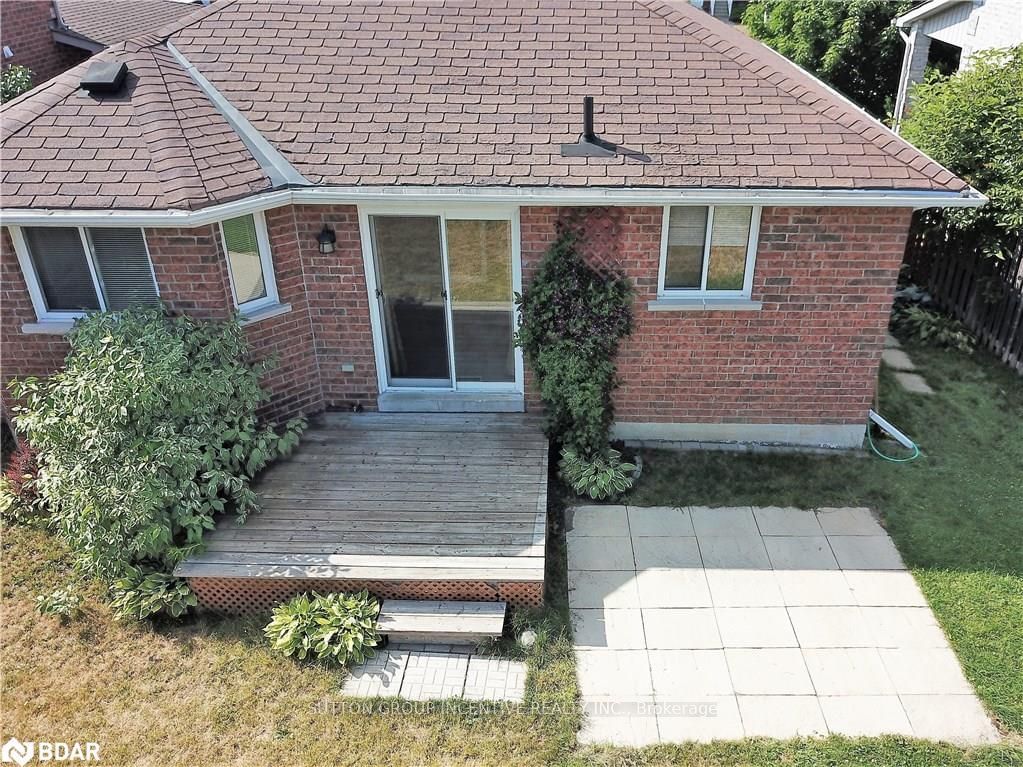 Listing Image 3