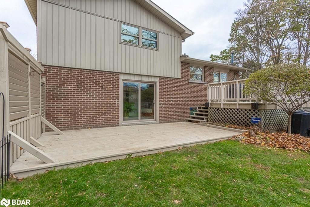 Listing Image 7