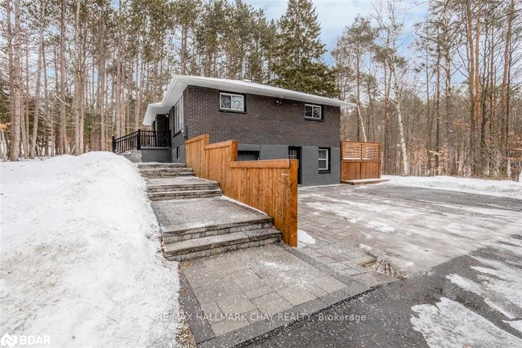 Listing Image 3