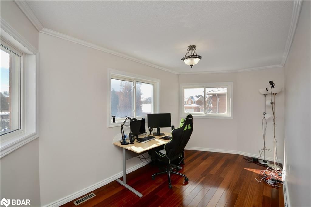 Listing Image 16