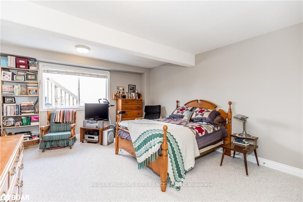 Listing Image 33
