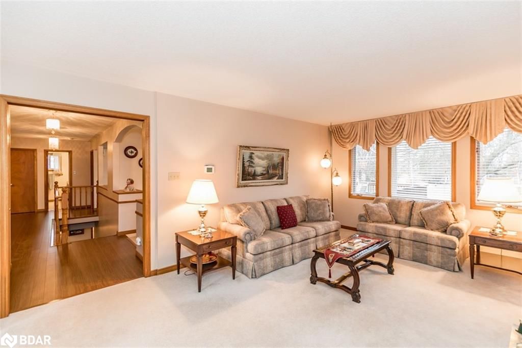 Listing Image 7