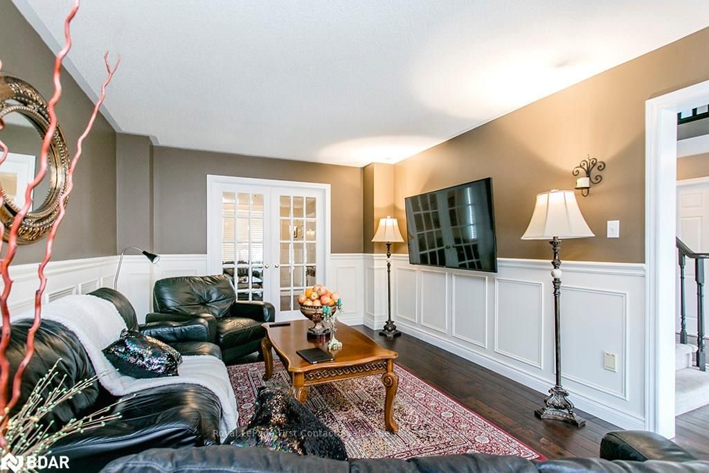 Listing Image 7