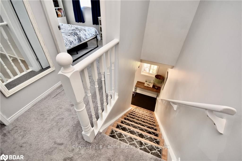 Listing Image 26