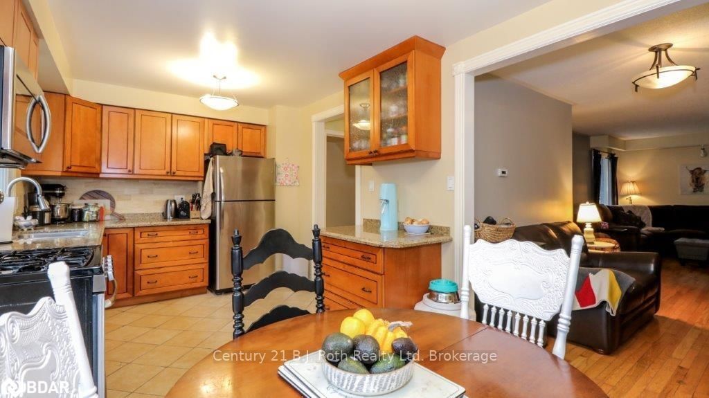 Listing Image 21