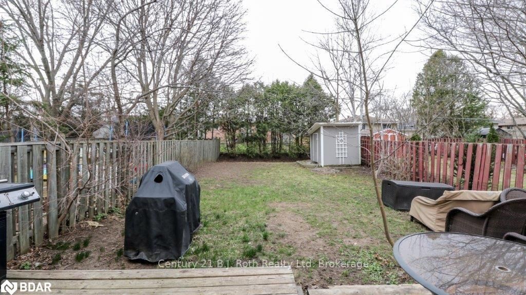 Listing Image 6