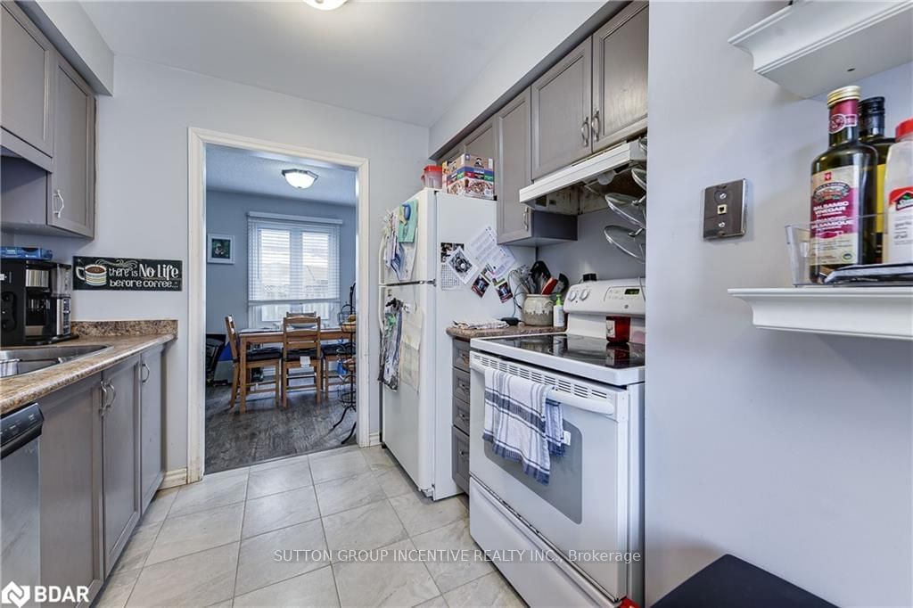 Listing Image 17