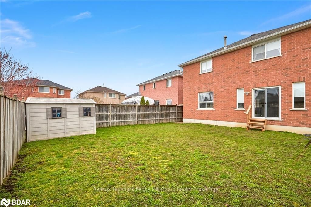 Listing Image 17