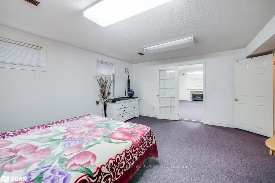 Listing Image 25