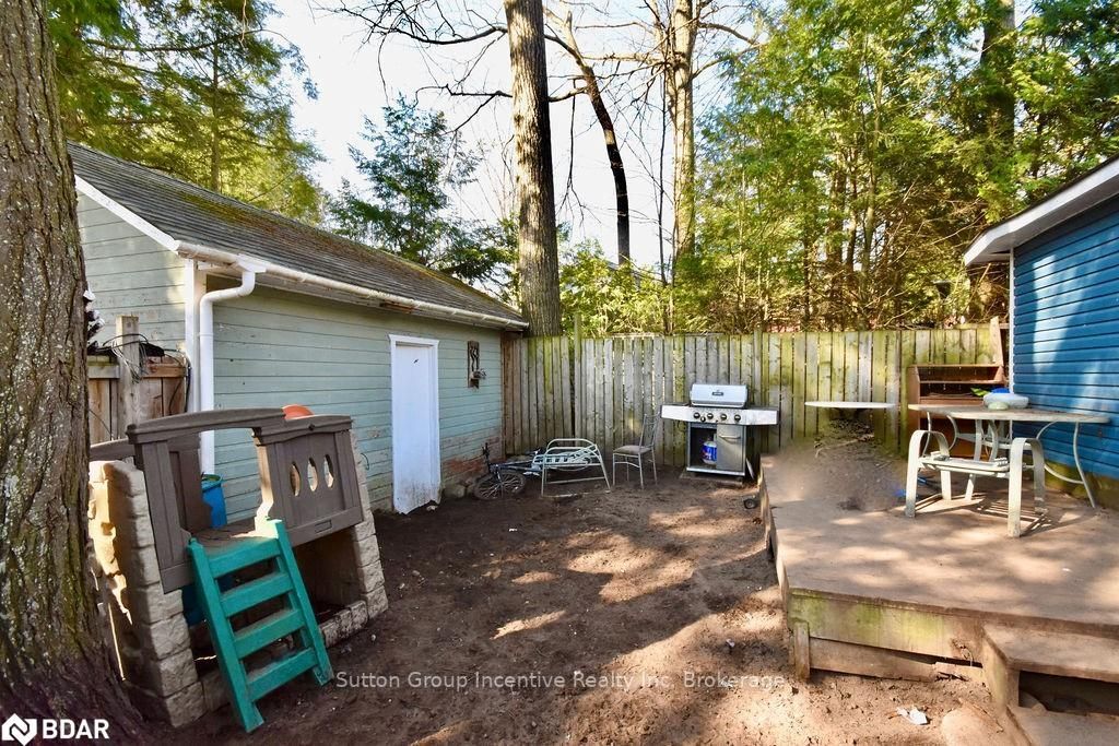 Listing Image 14