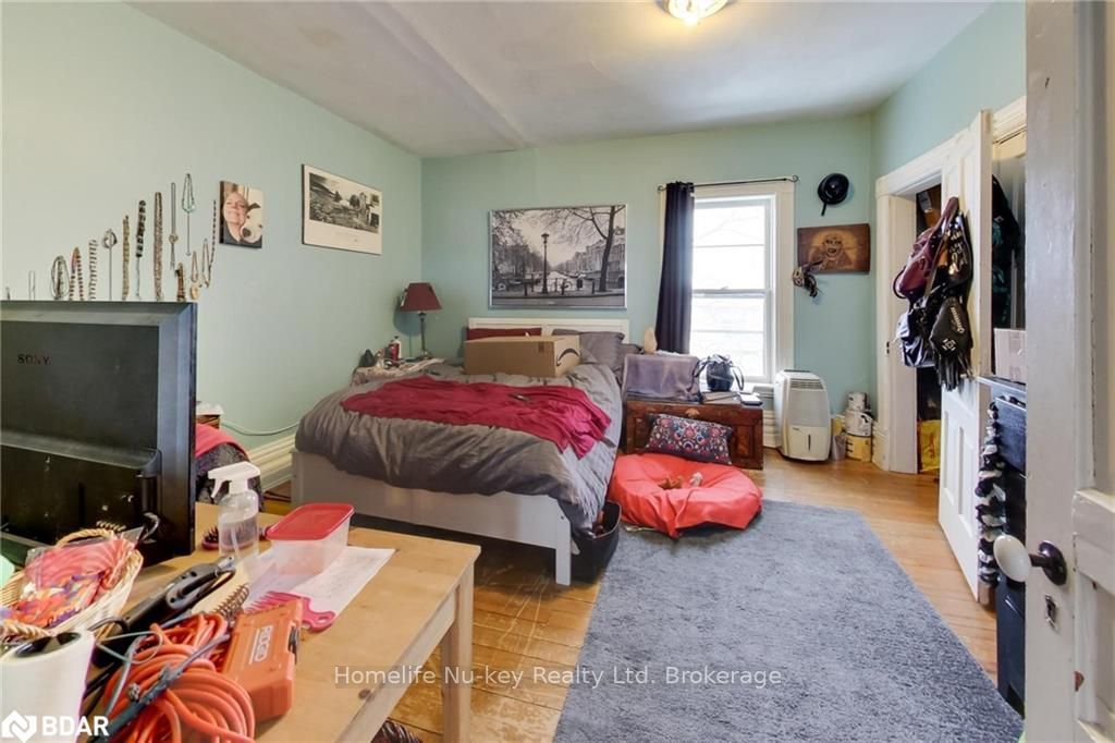 Listing Image 16