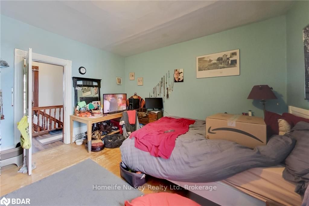 Listing Image 17