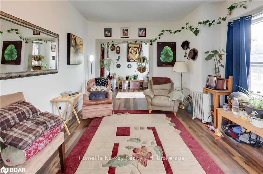 Listing Image 19