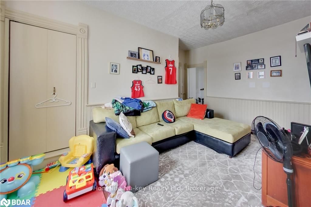 Listing Image 21