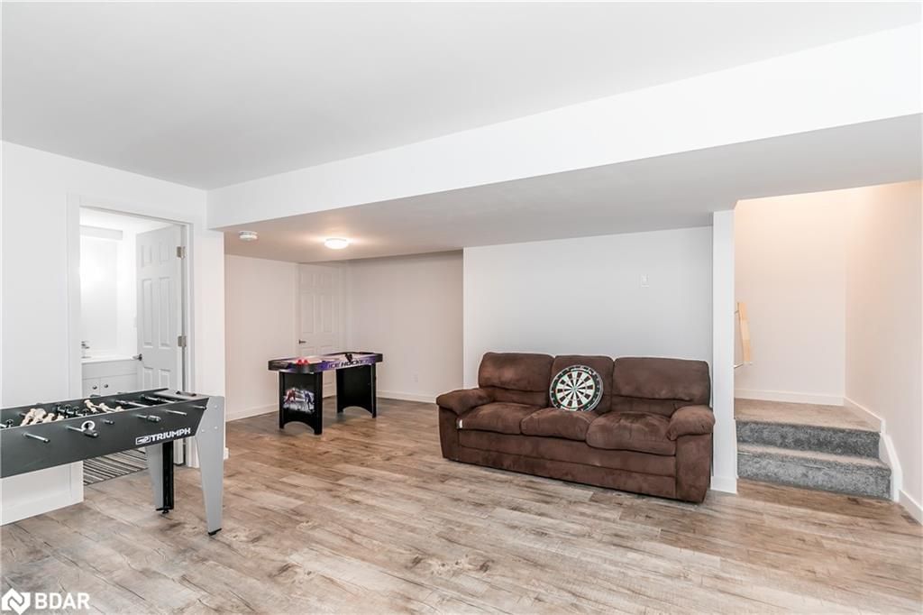 Listing Image 20