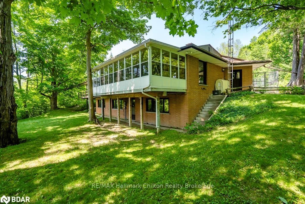 Listing Image 7