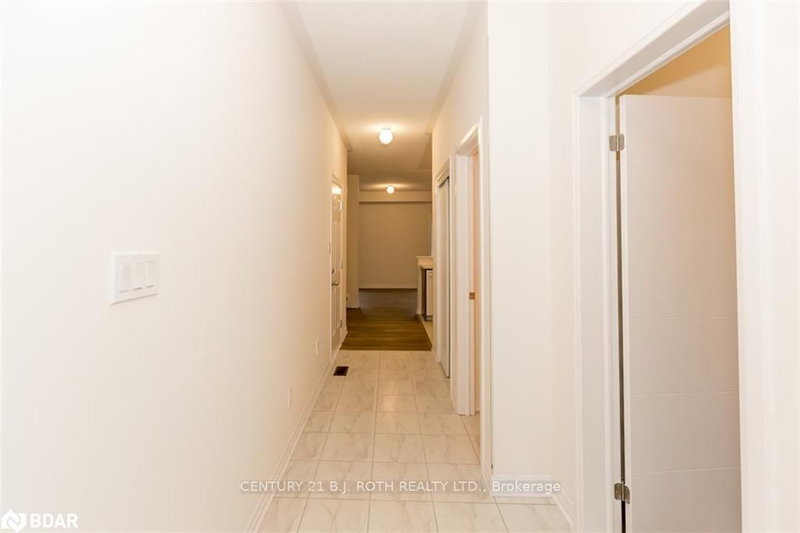 17 Bedford Estates Cres, Barrie, L4N 9K5 | Image 3