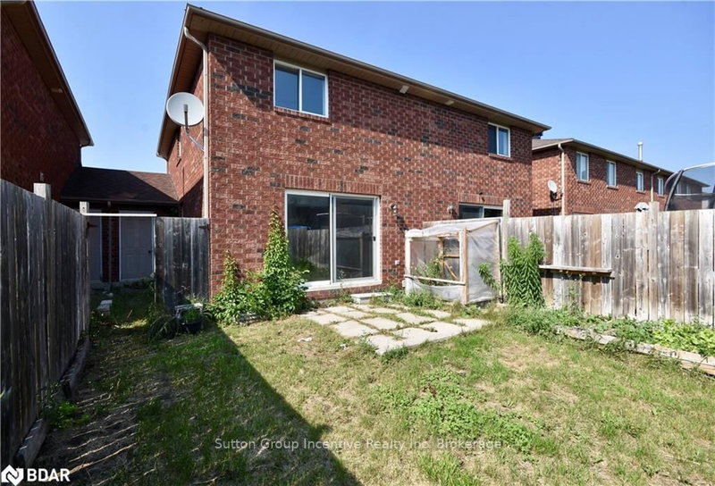 283 Dunsmore Lane, Barrie, L4M 7A7 | Image 2