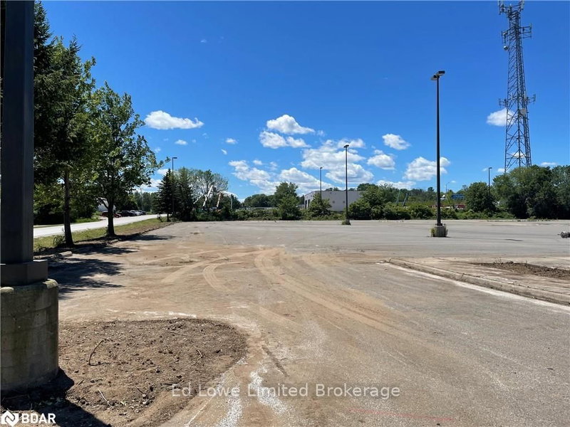 Lot 2 - 50 Jamieson Dr, Oro-Medonte, L3V 0H8 | Image 3