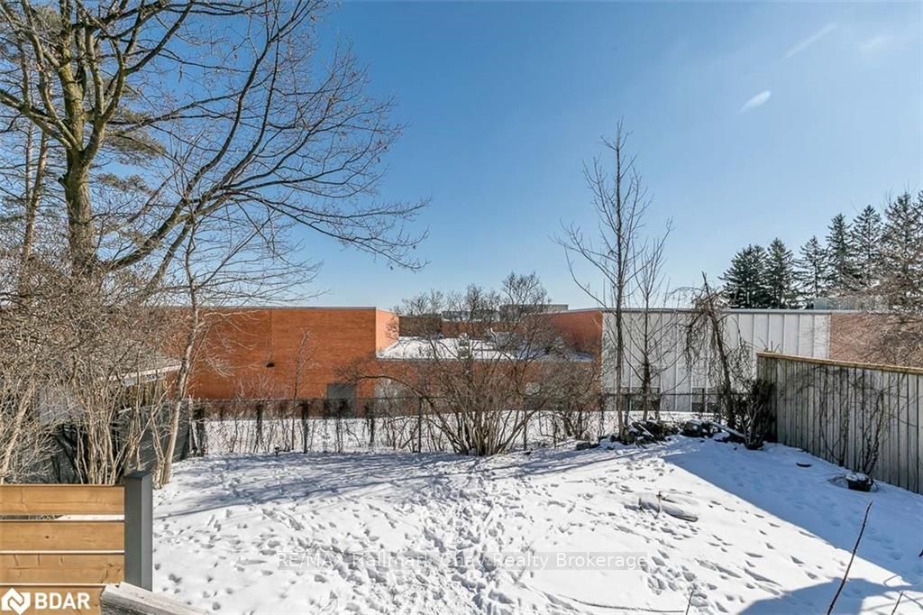 Listing Image 25