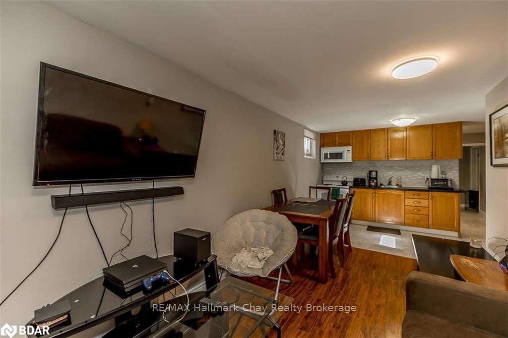 Listing Image 35
