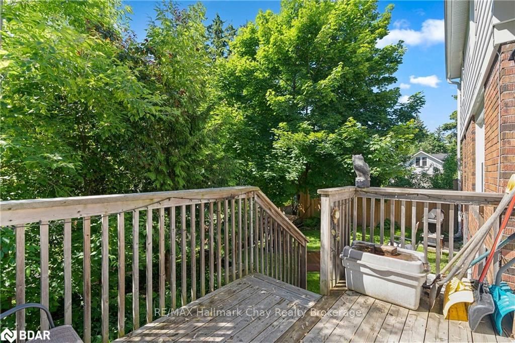 Listing Image 18