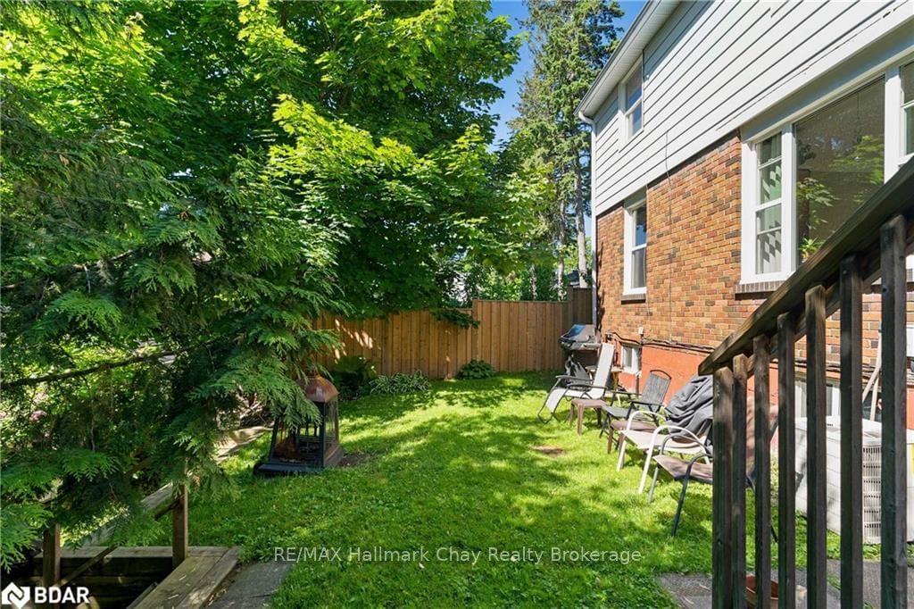 Listing Image 19