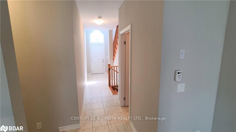 5 GREGORY Ave, Collingwood, L9Y 0Z5 | Image 3