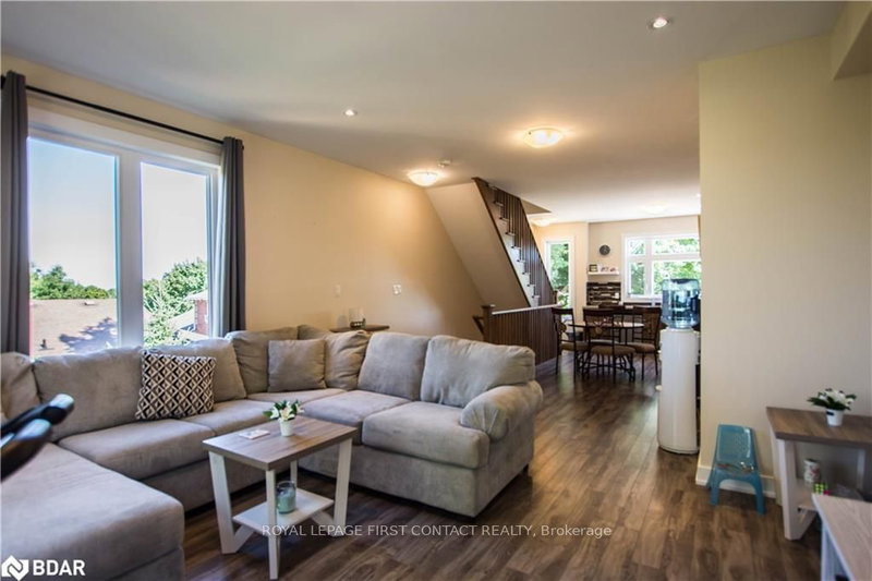 52 - 540 ESSA Rd, Barrie, L4N 9E5 | Image 3