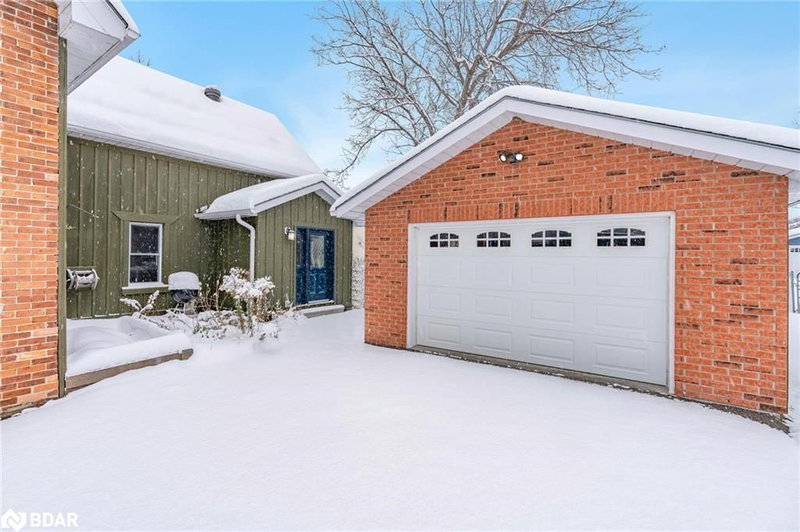 139 VETERANS Lane, Tay, L0K 2A0 | Image 2