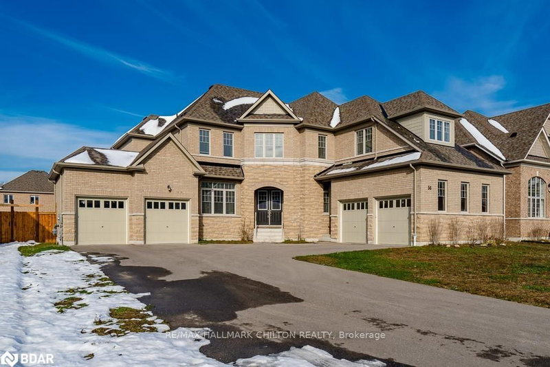 56 REDMOND Cres, Springwater, L9X 2A2 | Image 2