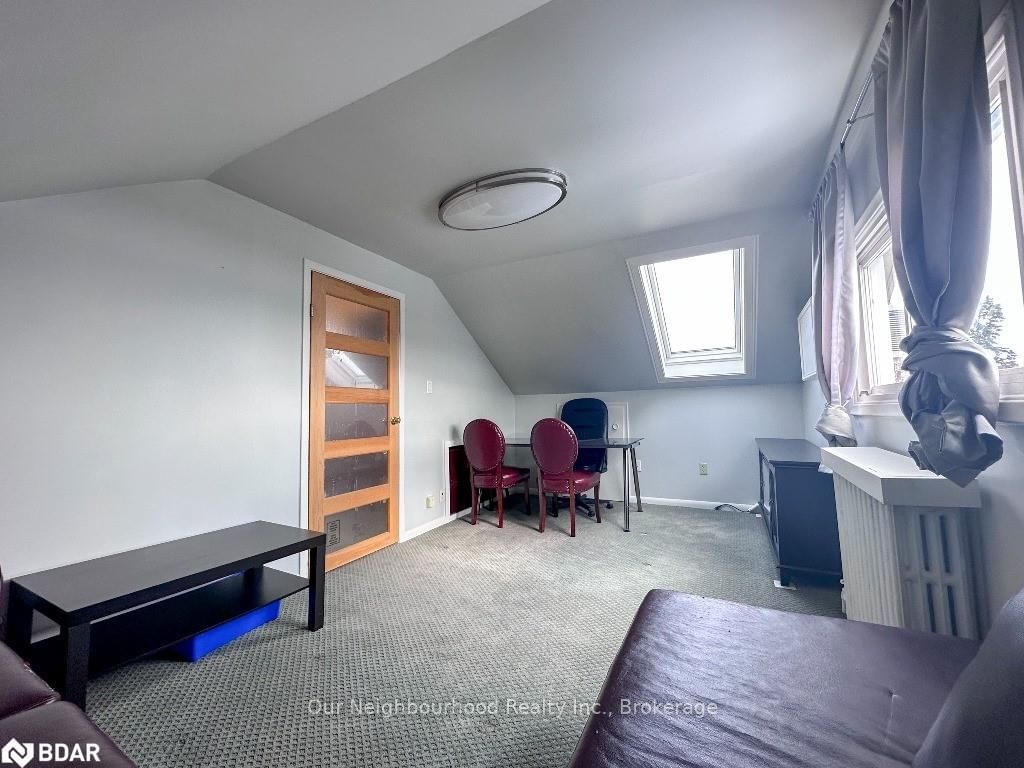 Listing Image 16