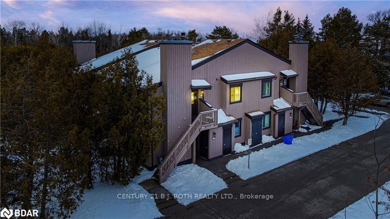 109 - 23 DAWSON Dr, Collingwood, L9Y 5B4 | Image 2